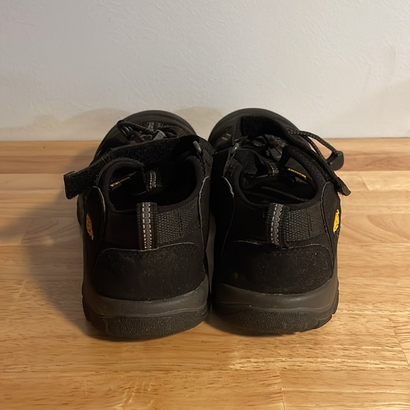 Keen Water Shoes - Picture 4 of 6